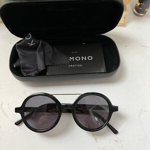 Komono Black Round Eyewear